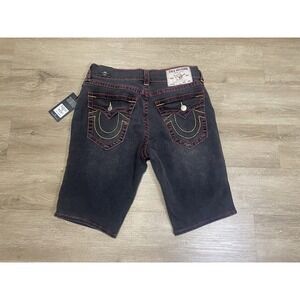 NWT True Religion Ricky Relaxed Straight Denim Shorts Men's Size 30 Black Red